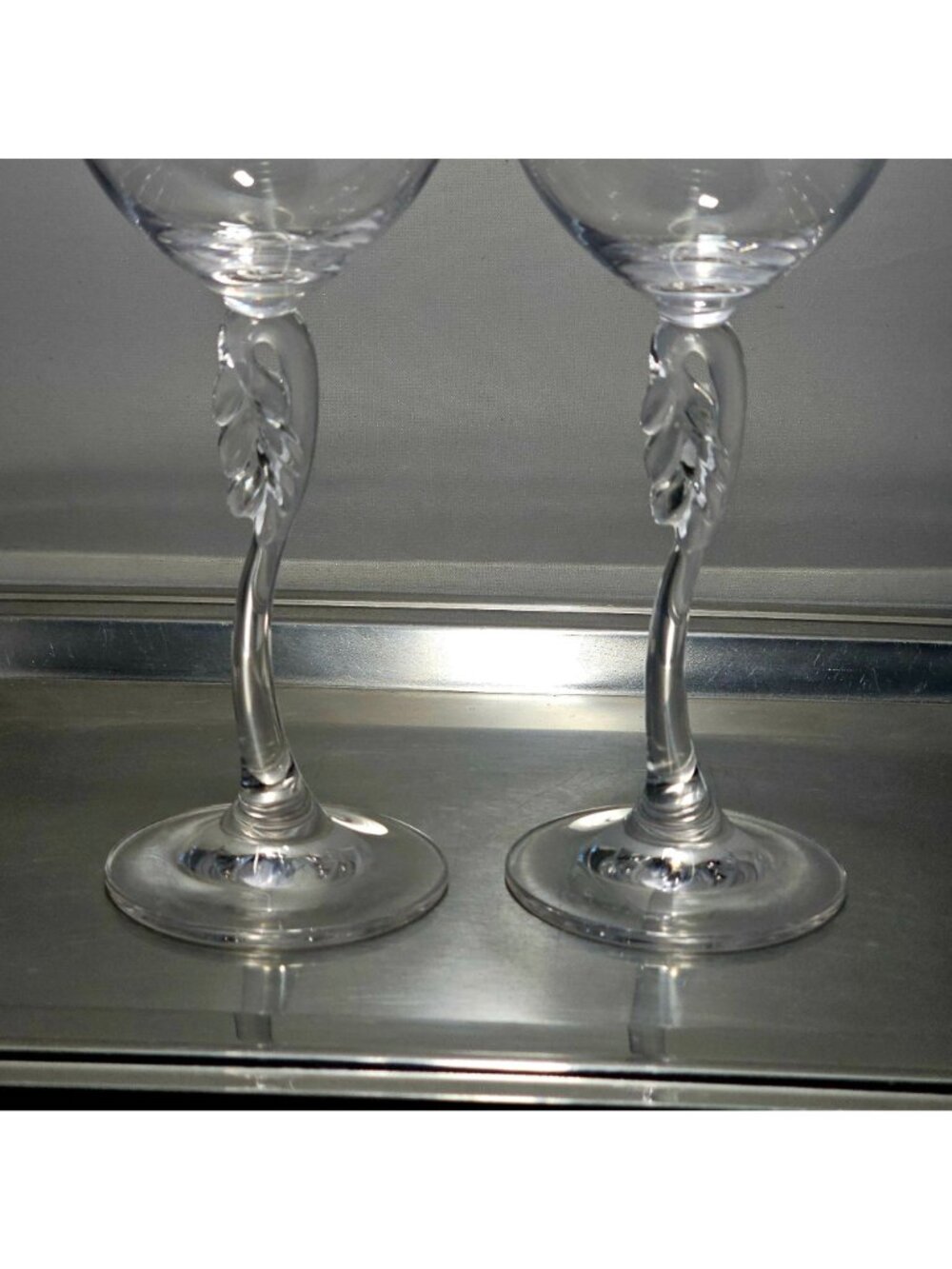 2 Mikasa Leaf Song Wine Glasses 9" art nouveau sculpted stem - Picture 4 of 8
